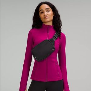 Lululemon Everywhere Belt Bag-Large-NWT